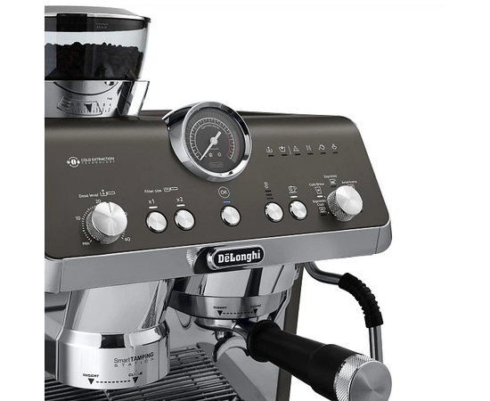  Кофеварка DeLonghi EC9555BK 